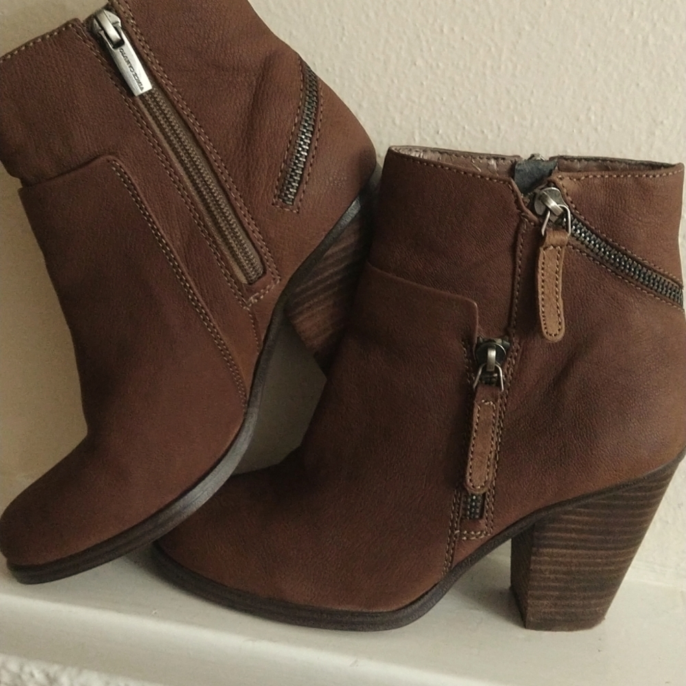 Vince Camuto Hinnegan Ankle Boots